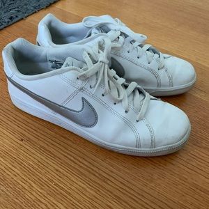 Nike Courtset Sneakers